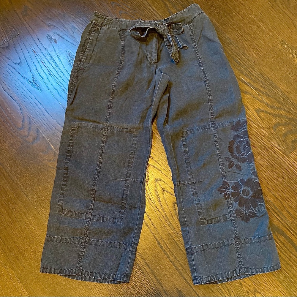 dainty floral embroidered denim capris